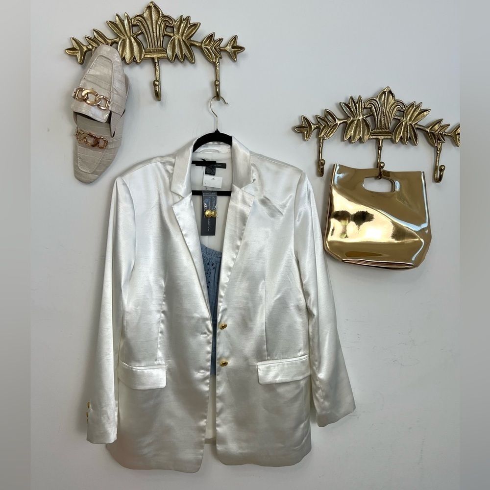 🆕French Connection white satin gold hardware blazer L